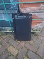 Dakpannen 600 stuks nelskamp vlakke dakpan G 10, Doe-het-zelf en Verbouw, Steen of Klei, Zwart, Nieuw, Ophalen of Verzenden