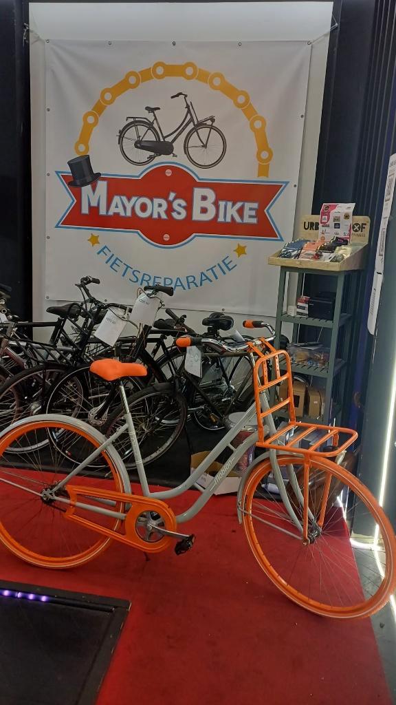 MOBION dames fiets met een mand garantie 52 cm, Fietsen en Brommers, Fietsen | Dames | Damesfietsen, Zo goed als nieuw, Overige merken