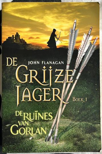 De Grijze Jager boek 1 De Ruïnes van Gorlan beschikbaar voor biedingen