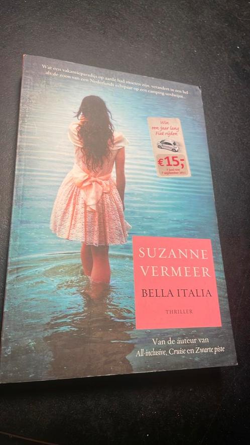 Suzanne Vermeer - Bella Italia, Boeken, Thrillers, Zo goed als nieuw, Nederland, Ophalen of Verzenden