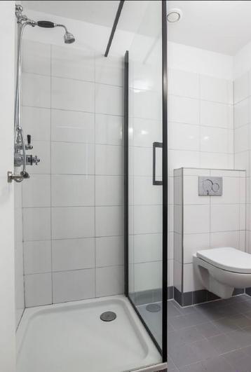 Douchecabine met douchebak 80x80 te koop beschikbaar voor biedingen