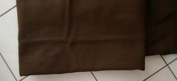 2 donkerbruine gordijnen gebruikt elk 225H x290B ONGEPLOOID  beschikbaar voor biedingen