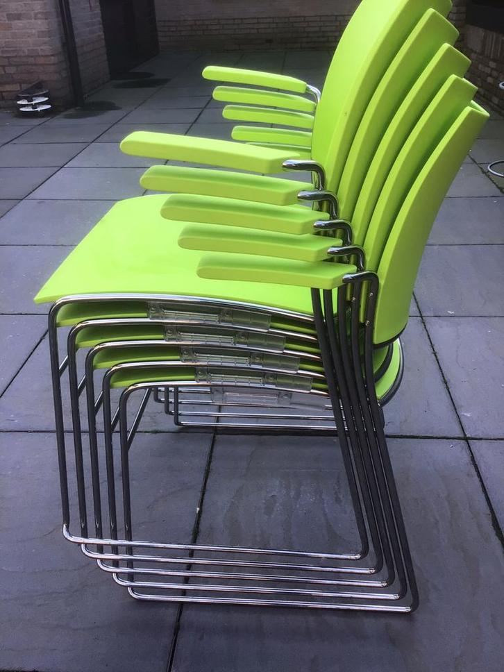 Casala Curvy stoelen met armleuning, Tuin en Terras, Tuinstoelen, Zo goed als nieuw, Stapelbaar, Ophalen