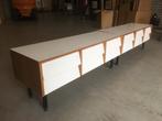 Vintage dressoir. Lowboard 2 stuks., Huis en Inrichting, Kasten | Dressoirs, Ophalen of Verzenden, Zo goed als nieuw, 25 tot 50 cm