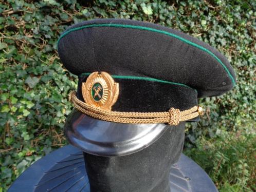 Russische officiers kepie , eenheid spoorwegen ?, Verzamelen, Spoorwegen en Tramwegen, Zo goed als nieuw, Trein, Overige typen