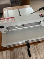 Professionele EBA 4305 stapel papiersnijmachine, Zo goed als nieuw, Ophalen