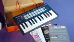 Novation Launchkey mini. Midi control keyboard beat pads, Muziek en Instrumenten, Midi-apparatuur, Ophalen of Verzenden, Zo goed als nieuw