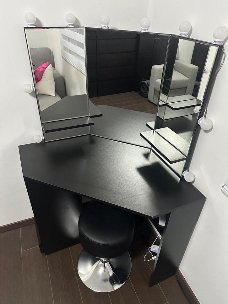 Make-up tafel met LED-verlichting en krukje, Huis en Inrichting, Tafels | Kaptafels, Zo goed als nieuw, 100 tot 150 cm, Ophalen