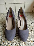 Dames schoenen pumps grijs Mt 36., Pumps, Ophalen of Verzenden, Zo goed als nieuw, Grijs