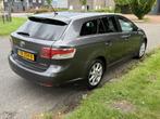 Toyota Avensis Wagon 2.0 VVTi Exec. Bns pano camera leder, Voorwielaandrijving, Zwart, 4 cilinders, Handgeschakeld