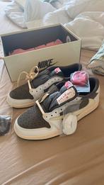 Nike Air Jordan Travis scott Reverse mocha, Kleding | Heren, Schoenen, Ophalen of Verzenden, Nieuw, Bruin