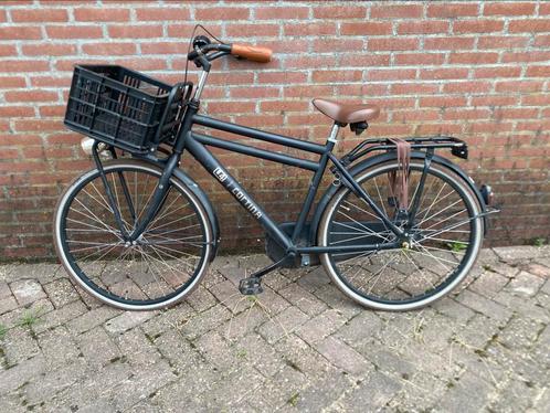 26 inch jongens fiets zwart met mandje, Fietsen en Brommers, Fietsen | Jongens, Gebruikt, 26 inch of meer, Versnellingen, Ophalen of Verzenden