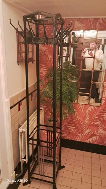 Art Deco Kapstok - Geschilderd Metaal beschikbaar voor biedingen