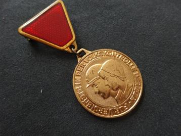 DDR:  Verdienstmedaille Volkskontrolle beschikbaar voor biedingen
