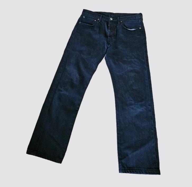 Levi’s 501 – Zwart – W32/L30, Kleding | Dames, Broeken en Pantalons, Zo goed als nieuw, Maat 38/40 (M), Zwart, Lang, Ophalen of Verzenden