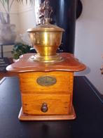 Te koop antieke koffiemolen, Ophalen