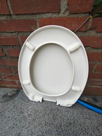 Toiletbril - Soft Close & Afneembaar beschikbaar voor biedingen
