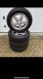 Originele 17 inch winterset Audi Q3, Auto-onderdelen, Banden en Velgen, Ophalen, Banden en Velgen, 17 inch, Winterbanden