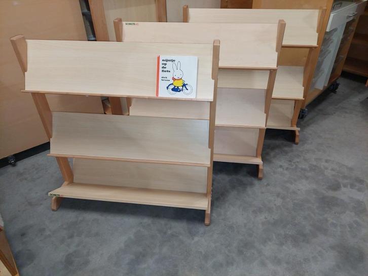 3x Schilte leeskast / boekenkast (kinderopvang / Basisschool, Kinderen en Baby's, Kinderkamer | Overige Meubels, Zo goed als nieuw