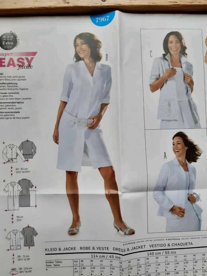 Burda knippatroon nr.7967 jurk jasje blouse maat 36-48, Hobby en Vrije tijd, Kledingpatronen, Nieuw, Vrouw, Burda, Ophalen of Verzenden