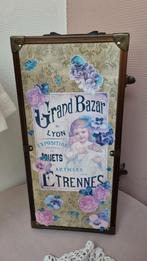 Antieke Poppenkoffer met Kleding, Ophalen of Verzenden