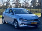 Volkswagen Polo 1.0 TSI Comfortline+Carplay+DealerOnderhoude, Auto's, Voorwielaandrijving, Stof, Gebruikt, 23 km/l