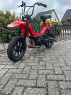 Gezocht! Een mooie brommer, Zo goed als nieuw, 1 versnellingen, 50 cc, Ophalen