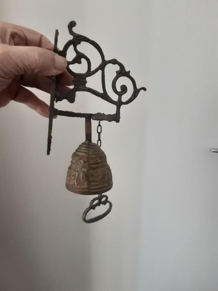 Koperen bellen . Zeer oud., Antiek en Kunst, Antiek | Koper en Brons, Koper, Ophalen of Verzenden