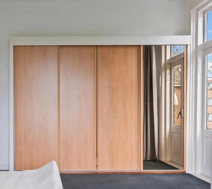 Inbouwkast met schuifdeuren en inrichting, Huis en Inrichting, Kasten | Kledingkasten, Gebruikt, 200 cm of meer, 200 cm of meer