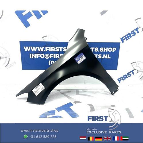 W117 ZIJSCHERM LINKS A1178810101 Mercedes CLA voorscherm sch, Auto-onderdelen, Carrosserie en Plaatwerk, Spatbord, Mercedes-Benz