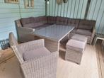 Goede tuinset: hoekbank, stoel, 2 hockers en tafel, Ophalen, Wicker, Stoel