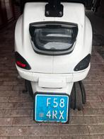 Vespa s, Ophalen, Zo goed als nieuw, Benzine