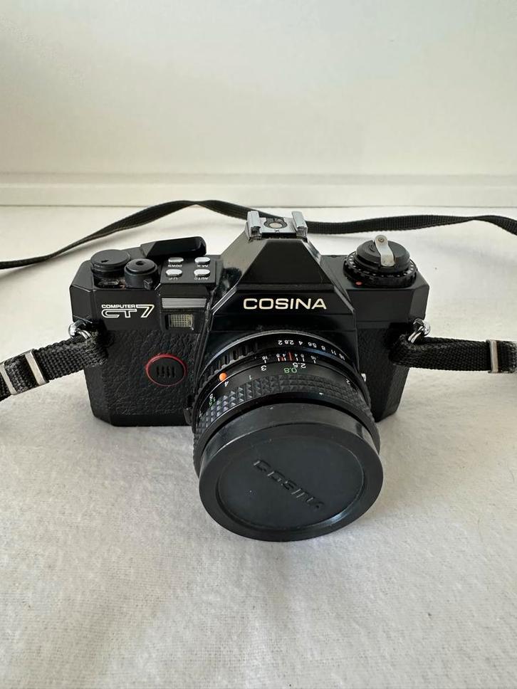 Cosina CT7 SLR met extra lenzen, flitser en vele accessoires, Audio, Tv en Foto, Fotocamera's Analoog, Gebruikt, Spiegelreflex