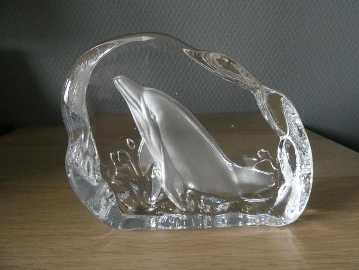 Beeldje dolfijn Glas kristal, Verzamelen, Beelden en Beeldjes, Zo goed als nieuw, Dier, Ophalen of Verzenden