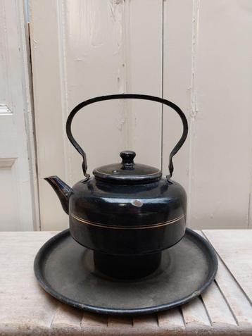 Geëmailleerde theeketel / waterketel emaille beschikbaar voor biedingen