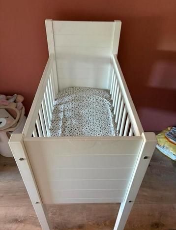 Babywiegje beschikbaar voor biedingen