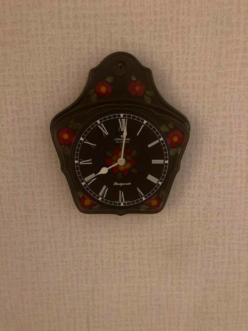 Vintage Junghans Quartz Wandklok – handbeschilderd, Huis en Inrichting, Woonaccessoires | Klokken, Zo goed als nieuw, Wandklok