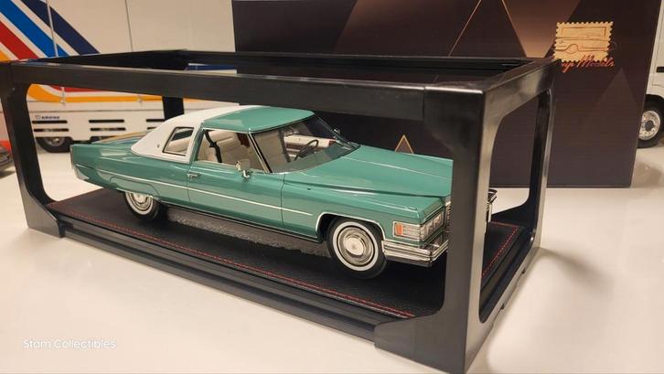 STAMP Models Cadillac Coupe DeVille Dunbarton Green - 1976, Hobby en Vrije tijd, Modelauto's | 1:18, Nieuw, Auto, Overige merken