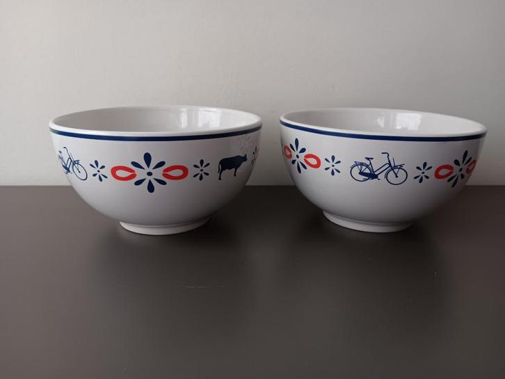 Set van 2 Unox kommen – Hollands motief, Huis en Inrichting, Keuken | Servies, Gebruikt, Kom(men), Overige stijlen, Porselein