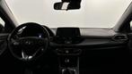 Hyundai i30 1.0 T-GDI Fastback Premium CAMERA TREKHAAK NAVI, Auto's, Voorwielaandrijving, Parkeersensor, Stof, Gebruikt