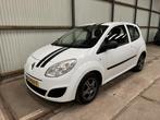 Renault Twingo 1.2 Authentique editie   1.2 Authentique edit, Auto's, Renault, Twingo, Centrale vergrendeling, 58 pk, Wit