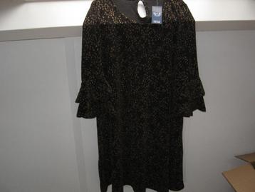 Leuke feestjurk m glitters 3 XL maat 58 Nw €17.50 met kaartj beschikbaar voor biedingen