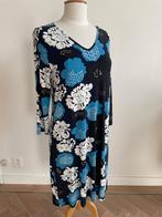 Marimekko: Blauw-witte jurk met mooie print. Maat M, Kleding | Dames, Jurken, Maat 38/40 (M), Marimekko, Blauw, Ophalen of Verzenden