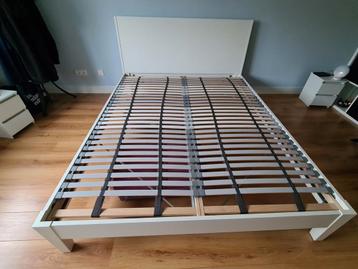 Ikea bedframe - 200x160 - afbeelding 1