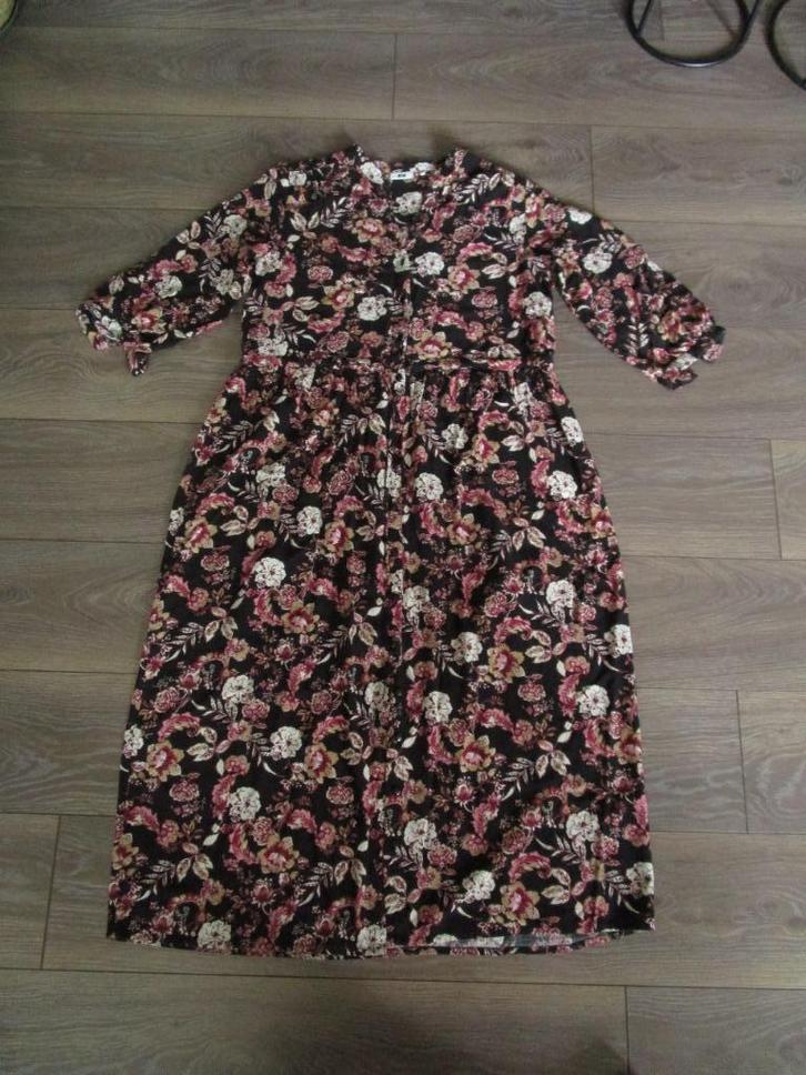 Najaars jurk merk WE maat L i.z.g.s., Kleding | Dames, Jurken, Zo goed als nieuw, Maat 42/44 (L), Overige kleuren, Onder de knie