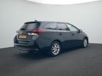 Toyota Auris Touring Sports 1.8 Hybrid Dynamic Go | Comforts, Gebruikt, Euro 6, Alcantara, Zwart
