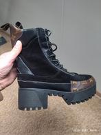 Boots 36 Louis, Kleding | Dames, Schoenen, Ophalen of Verzenden, Zo goed als nieuw, Zwart