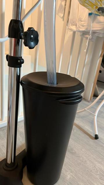 Kapperswasbak (makkelijk mee te nemen) beschikbaar voor biedingen