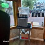 Schuine streep, Ophalen of Verzenden, Zo goed als nieuw
