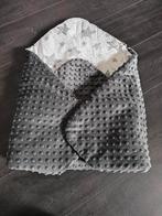 Omslagdoek nieuw, Kinderen en Baby's, Dekens, Slaapzakjes en Inbakerproducten, Ophalen of Verzenden, Nieuw, Minder dan 70 cm, Overige typen